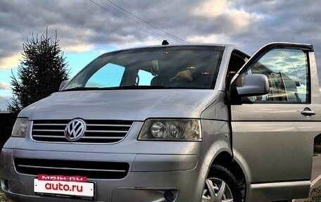 Volkswagen Caravelle T5, 2007 год, 1 500 000 рублей, 4 фотография