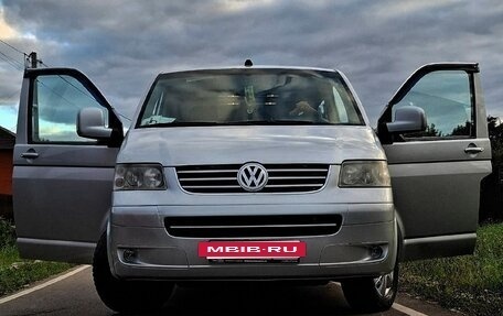 Volkswagen Caravelle T5, 2007 год, 1 500 000 рублей, 2 фотография
