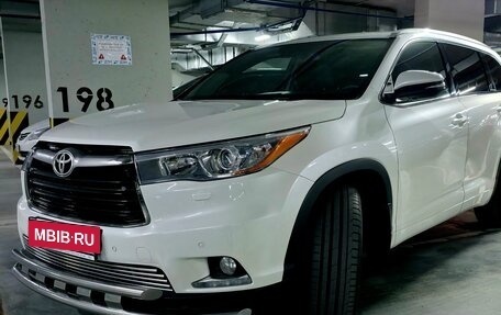 Toyota Highlander III, 2014 год, 3 350 000 рублей, 2 фотография