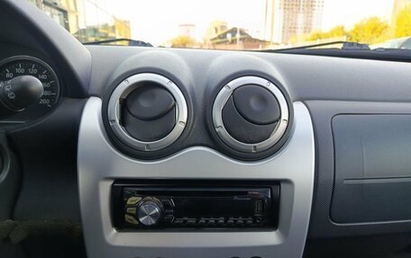 Renault Sandero I, 2014 год, 648 000 рублей, 18 фотография
