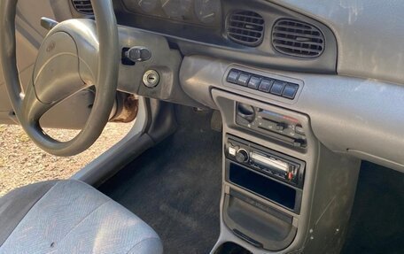 KIA Avella, 1998 год, 145 000 рублей, 2 фотография