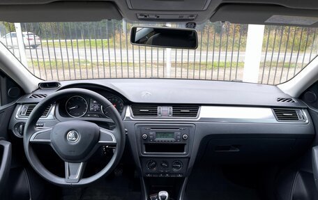 Skoda Rapid I, 2015 год, 1 049 000 рублей, 10 фотография