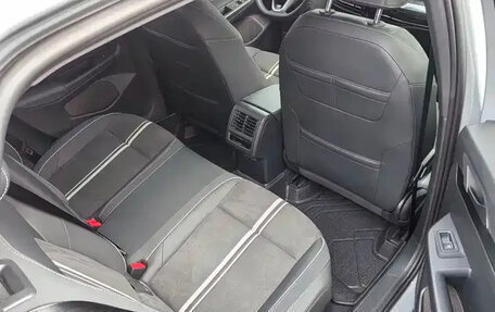 Volkswagen Golf VIII, 2021 год, 2 040 000 рублей, 14 фотография
