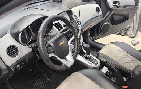 Chevrolet Cruze II, 2012 год, 900 000 рублей, 9 фотография