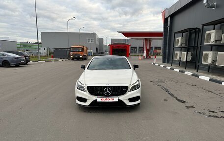 Mercedes-Benz CLS, 2015 год, 2 650 000 рублей, 2 фотография
