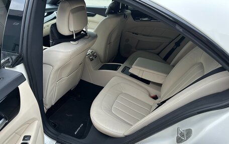 Mercedes-Benz CLS, 2015 год, 2 650 000 рублей, 10 фотография