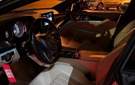 Mercedes-Benz CLS, 2015 год, 2 650 000 рублей, 23 фотография