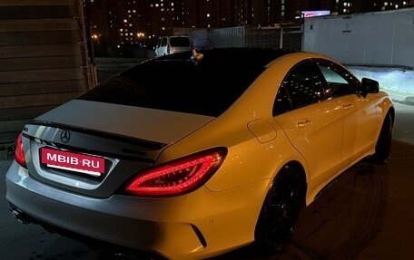 Mercedes-Benz CLS, 2015 год, 2 650 000 рублей, 22 фотография