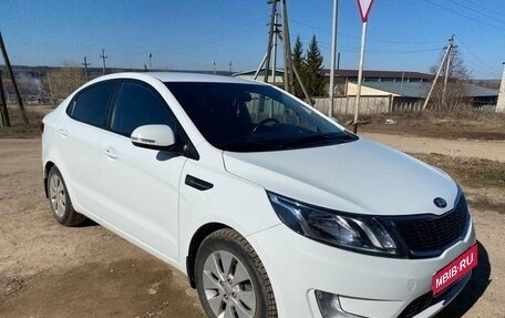 KIA Rio III рестайлинг, 2013 год, 990 000 рублей, 1 фотография
