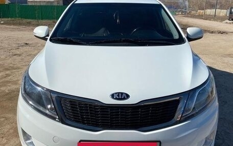KIA Rio III рестайлинг, 2013 год, 990 000 рублей, 2 фотография
