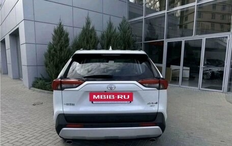 Toyota RAV4, 2025 год, 4 800 000 рублей, 5 фотография