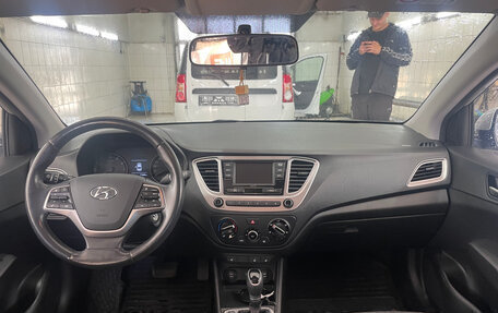 Hyundai Solaris II рестайлинг, 2020 год, 1 290 000 рублей, 7 фотография