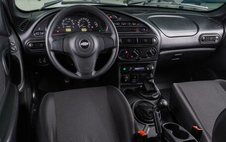 Chevrolet Niva I рестайлинг, 2019 год, 899 000 рублей, 6 фотография
