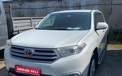 Toyota Highlander III, 2010 год, 1 850 000 рублей, 1 фотография