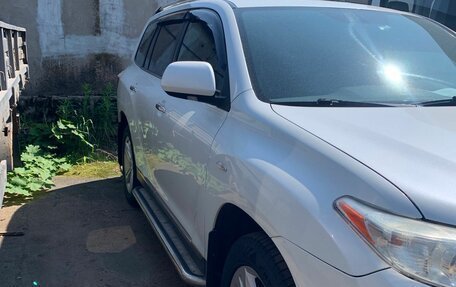Toyota Highlander III, 2010 год, 1 850 000 рублей, 3 фотография