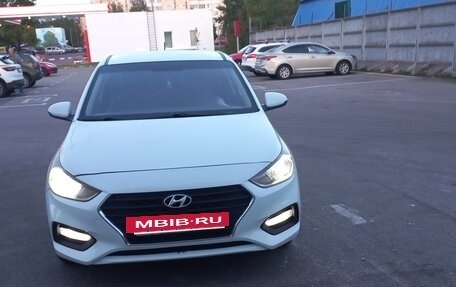Hyundai Solaris II рестайлинг, 2019 год, 730 000 рублей, 8 фотография