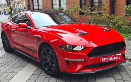 Ford Mustang VI рестайлинг, 2018 год, 2 900 000 рублей, 2 фотография