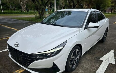 Hyundai Elantra, 2022 год, 1 642 000 рублей, 1 фотография