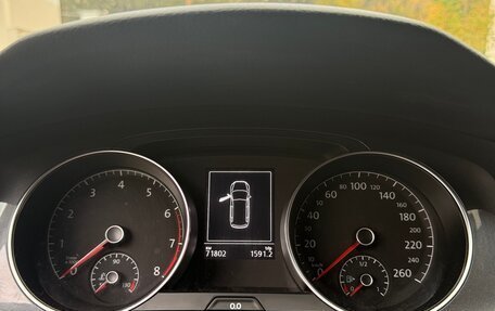 Volkswagen Golf VII, 2019 год, 1 730 000 рублей, 10 фотография