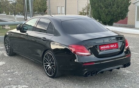 Mercedes-Benz E-Класс, 2016 год, 2 550 000 рублей, 1 фотография