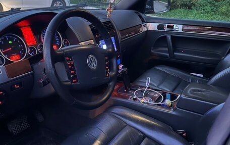 Volkswagen Touareg III, 2009 год, 750 000 рублей, 11 фотография