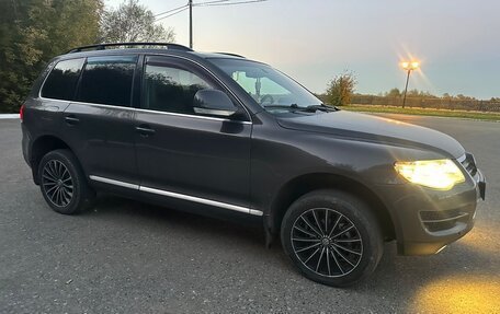 Volkswagen Touareg III, 2009 год, 750 000 рублей, 8 фотография
