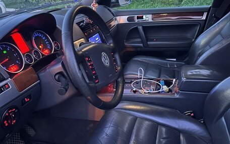 Volkswagen Touareg III, 2009 год, 750 000 рублей, 12 фотография
