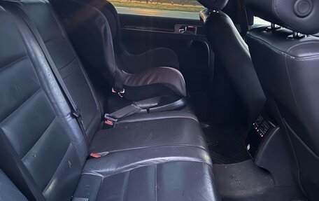 Volkswagen Touareg III, 2009 год, 750 000 рублей, 13 фотография