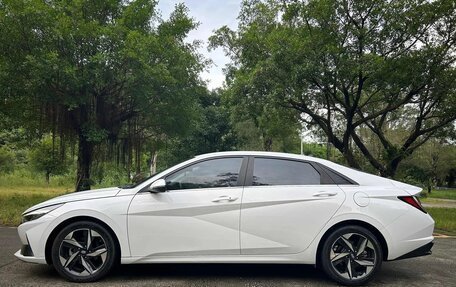 Hyundai Elantra, 2022 год, 1 642 000 рублей, 7 фотография