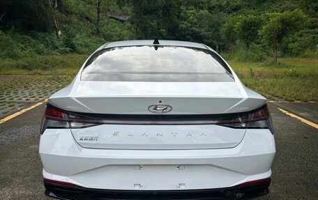 Hyundai Elantra, 2022 год, 1 642 000 рублей, 12 фотография