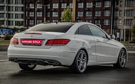Mercedes-Benz E-Класс, 2013 год, 2 095 000 рублей, 10 фотография