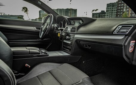 Mercedes-Benz E-Класс, 2013 год, 2 095 000 рублей, 22 фотография