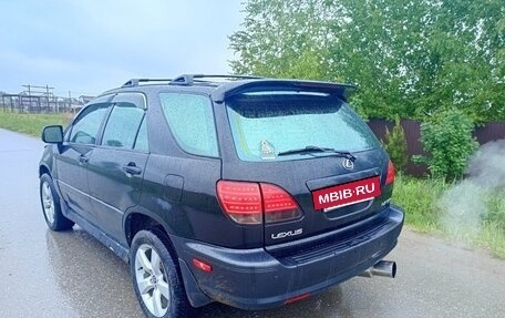 Lexus RX IV рестайлинг, 2002 год, 800 000 рублей, 4 фотография