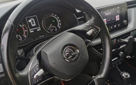 Skoda Rapid II, 2020 год, 1 650 000 рублей, 7 фотография