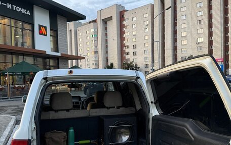 Mitsubishi Pajero iO, 2001 год, 350 000 рублей, 11 фотография