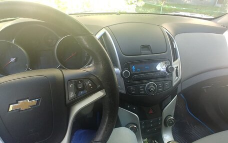 Chevrolet Cruze II, 2014 год, 900 000 рублей, 2 фотография