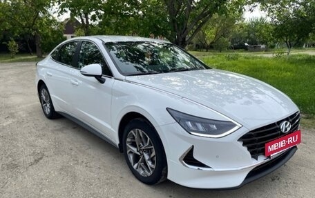 Hyundai Sonata VIII, 2020 год, 2 050 000 рублей, 2 фотография