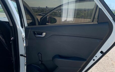 Hyundai Solaris II рестайлинг, 2017 год, 910 000 рублей, 9 фотография