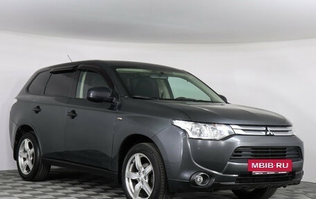 Mitsubishi Outlander III рестайлинг 3, 2014 год, 1 297 000 рублей, 3 фотография