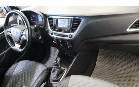 Hyundai Solaris II рестайлинг, 2018 год, 1 099 000 рублей, 5 фотография