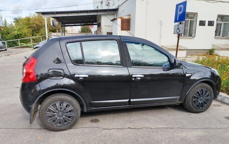 Renault Sandero I, 2011 год, 520 000 рублей, 2 фотография