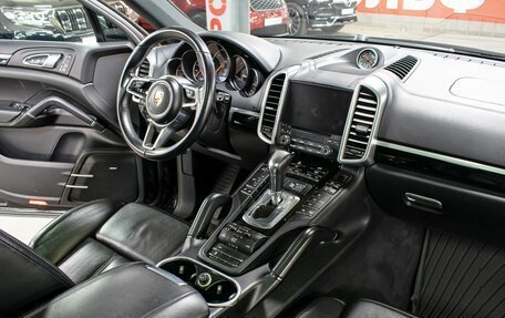 Porsche Cayenne III, 2017 год, 4 898 000 рублей, 11 фотография