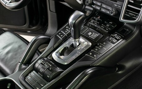 Porsche Cayenne III, 2017 год, 4 898 000 рублей, 24 фотография