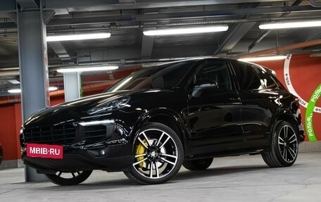 Porsche Cayenne III, 2017 год, 4 898 000 рублей, 27 фотография