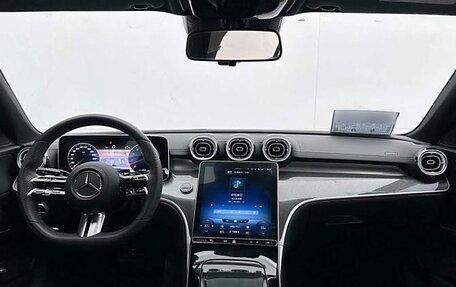 Mercedes-Benz C-Класс, 2022 год, 2 700 000 рублей, 7 фотография