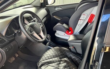Hyundai Solaris II рестайлинг, 2015 год, 1 000 000 рублей, 10 фотография