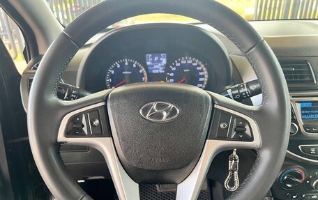 Hyundai Solaris II рестайлинг, 2015 год, 1 000 000 рублей, 8 фотография