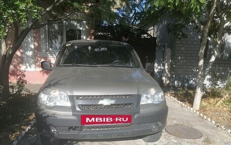 Chevrolet Niva I рестайлинг, 2010 год, 480 000 рублей, 2 фотография