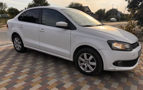 Volkswagen Polo VI (EU Market), 2013 год, 690 000 рублей, 3 фотография