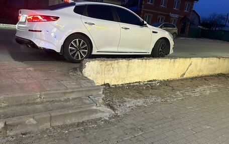 KIA Optima IV, 2018 год, 2 350 000 рублей, 5 фотография